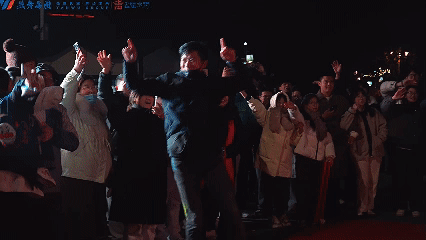 640 (2).gif