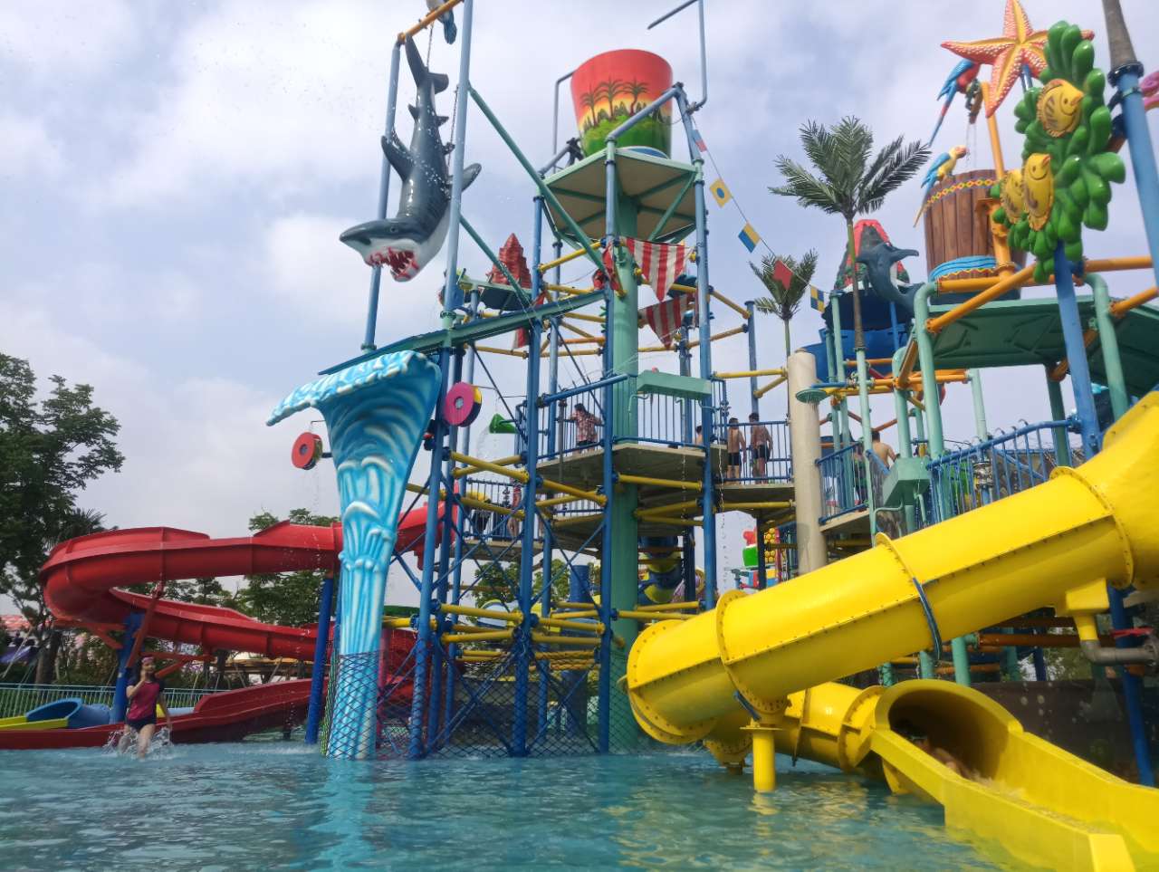 昨天长乐水世界开园我去了不冷不热刚刚好