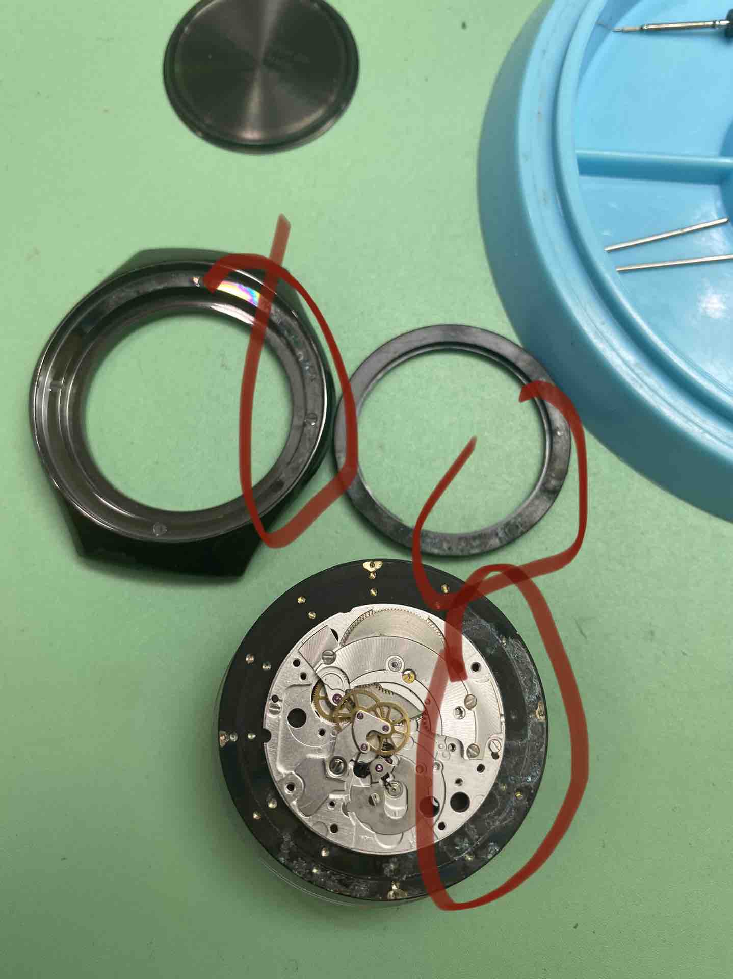 手表进水请即时保养更换密封圈,手表天敌之一进水!