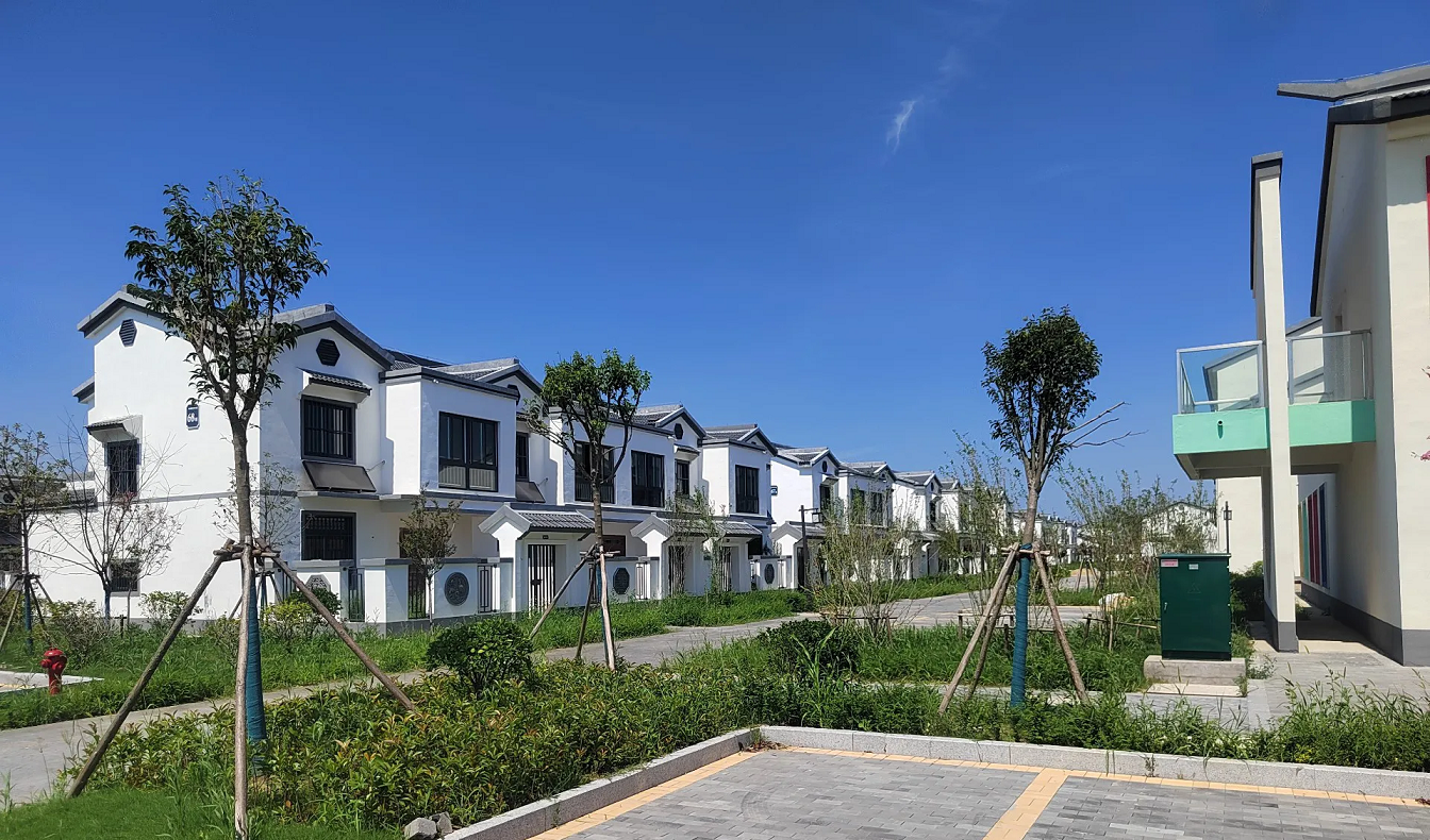 射阳的农村小别墅,140平卖38万,大家觉得划算吗?